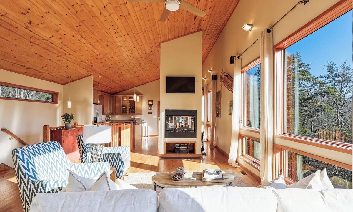 Lost River House | Lost River Mountain Paradise With Hot Tub and Game Room