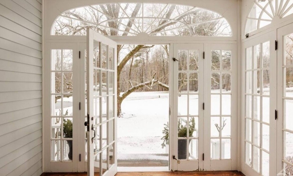 Selkirk House | Lovely 4-bedroom farmhouse with AC in quaint Hudson Valley