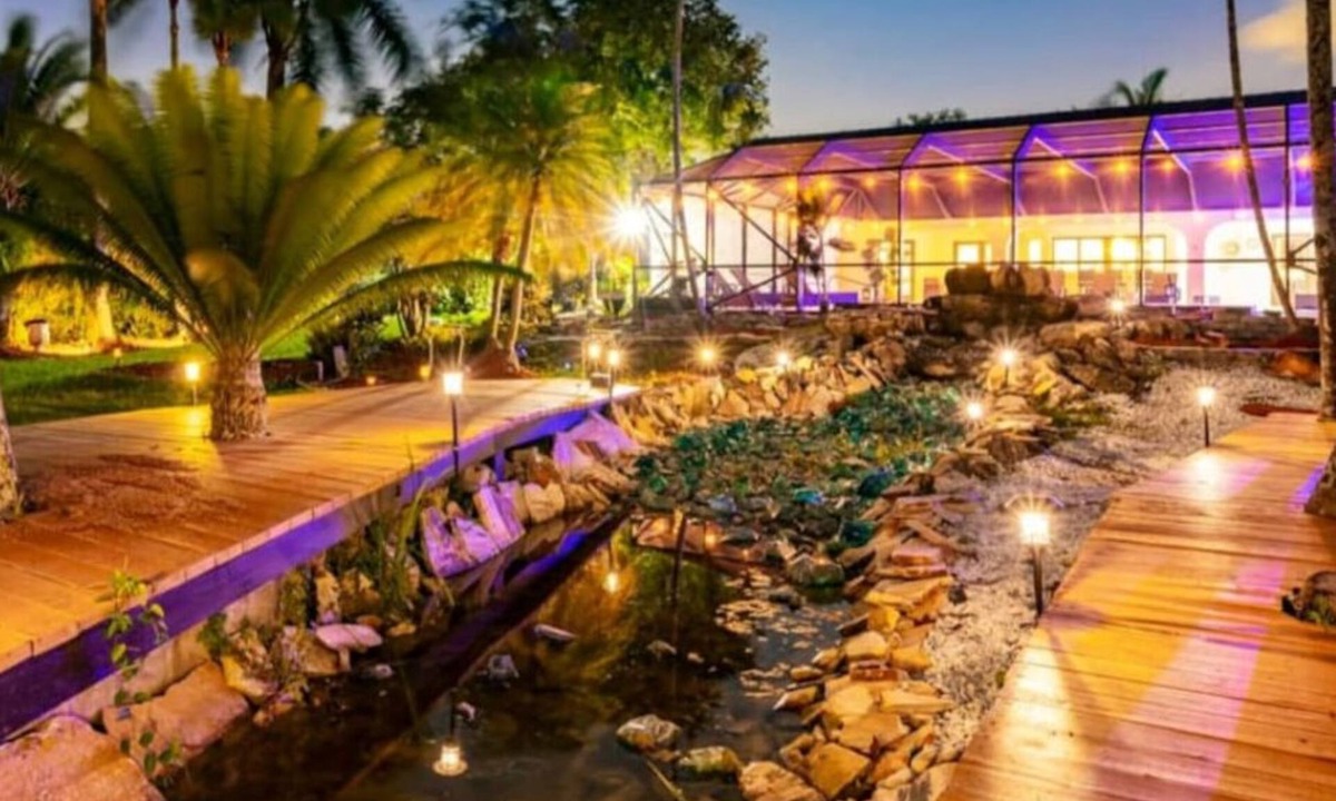 Plantation Villa | Luxe Gorgeous 7BR Home With Game Room/Pool