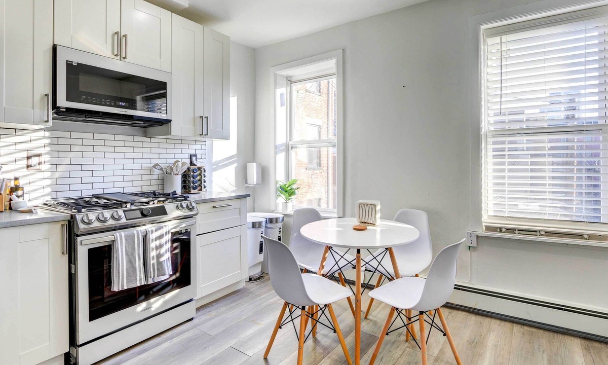 The Waterfront Apartment | 'LUXE Launch Pad' Apt in Walkable Location!