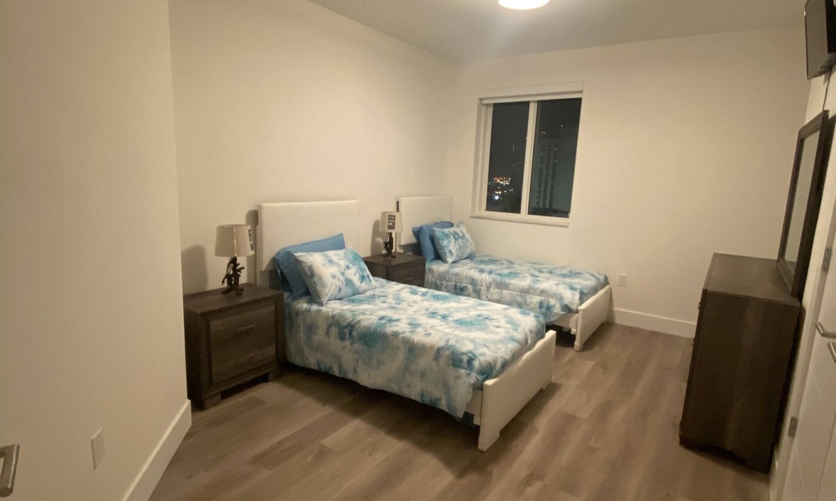 Tarpon River Apartment | Luxury 2 Bedroom Apartment in the sky.