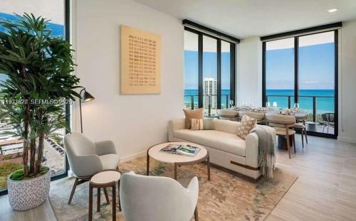North Beach House | Luxury 4BR Penthouse with Panoramic Ocean Views