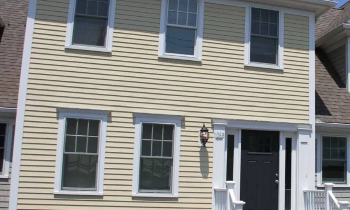 West Chatham House | Luxury Chatham Town Home. Close to town & beaches!