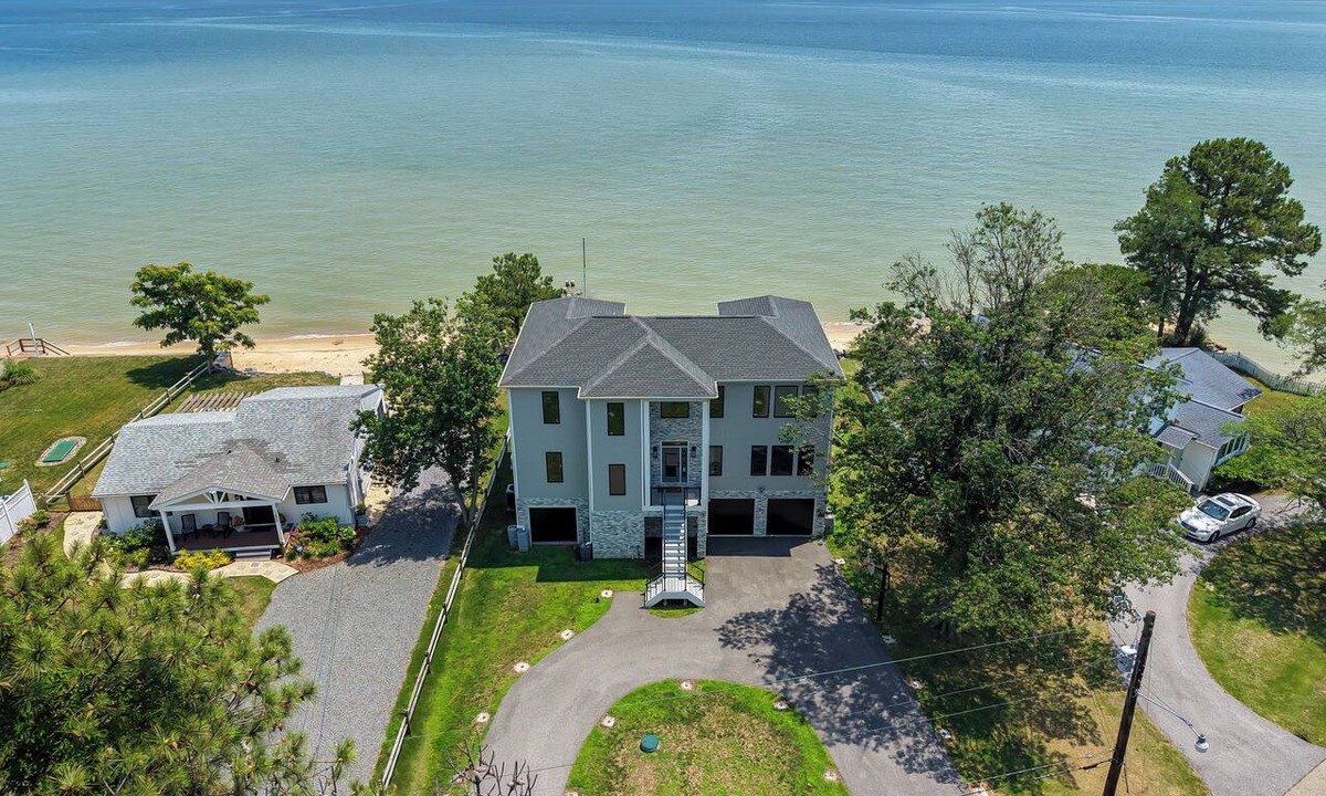 Chesapeake Ranch Estates-Drum Point House | Luxury Chesapeake Bayfront Home w/Private Beach