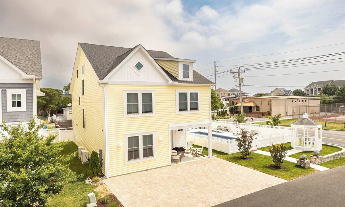 West Ocean City House | Luxury Home 6 BR/Pool/Sunset Marina/West OC