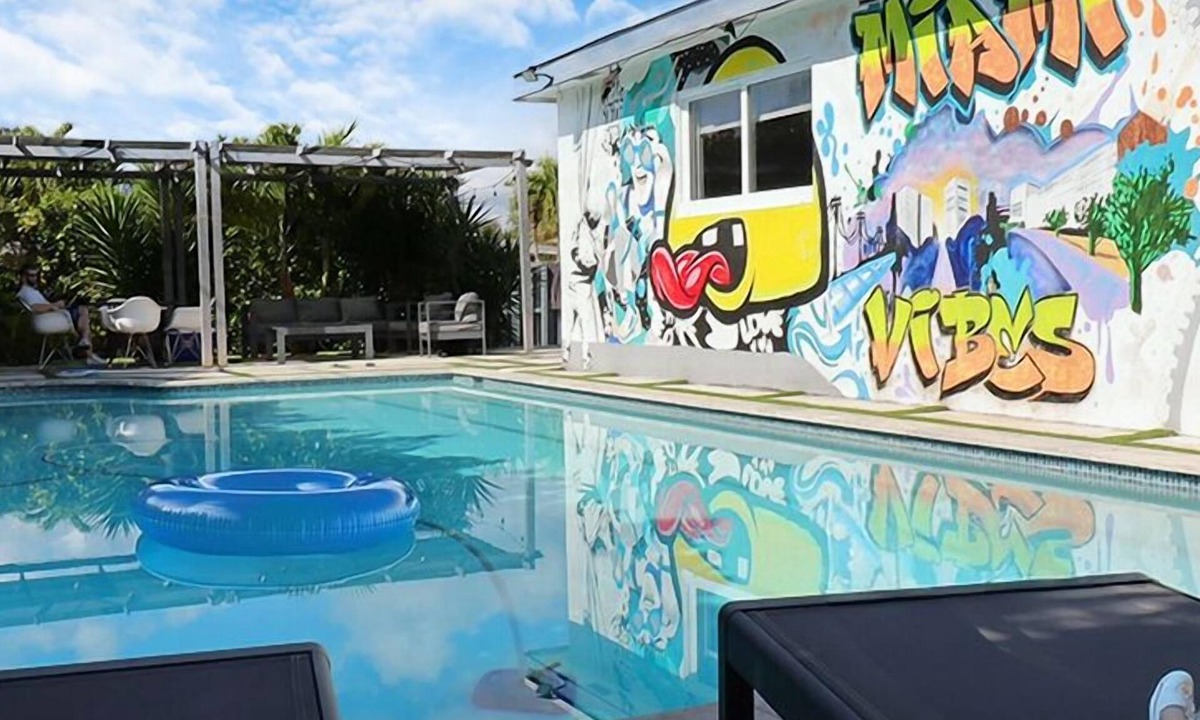 Palmetto Estates House | Luxury Oasis: Heated Pool/BBQ/Mini Golf/Basketball