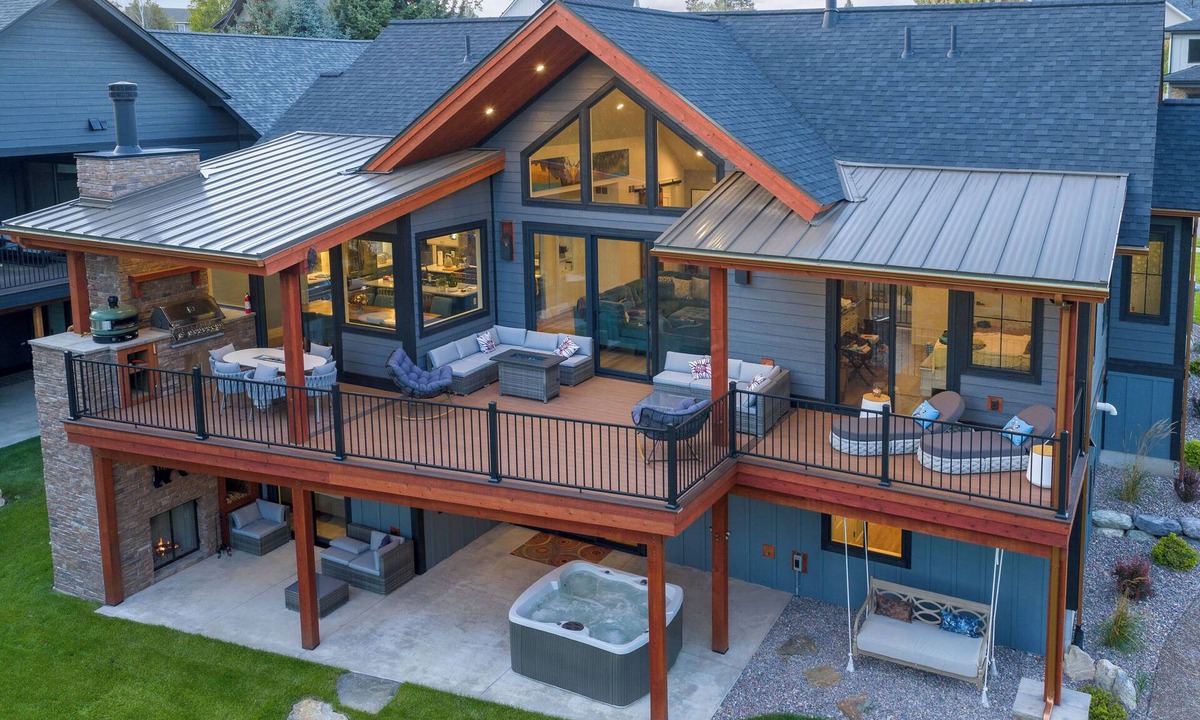 Columbia Falls House | Luxury Riverfront Retreat Near Glacier National Park, Hot Tub, Sauna, Pizza Oven