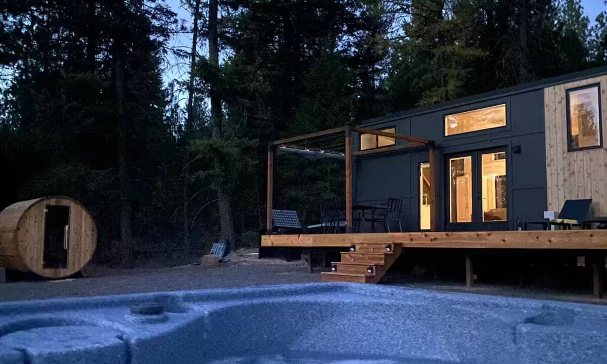 Wellpinit Cabin | Luxury Tiny Home on 500 State Acres