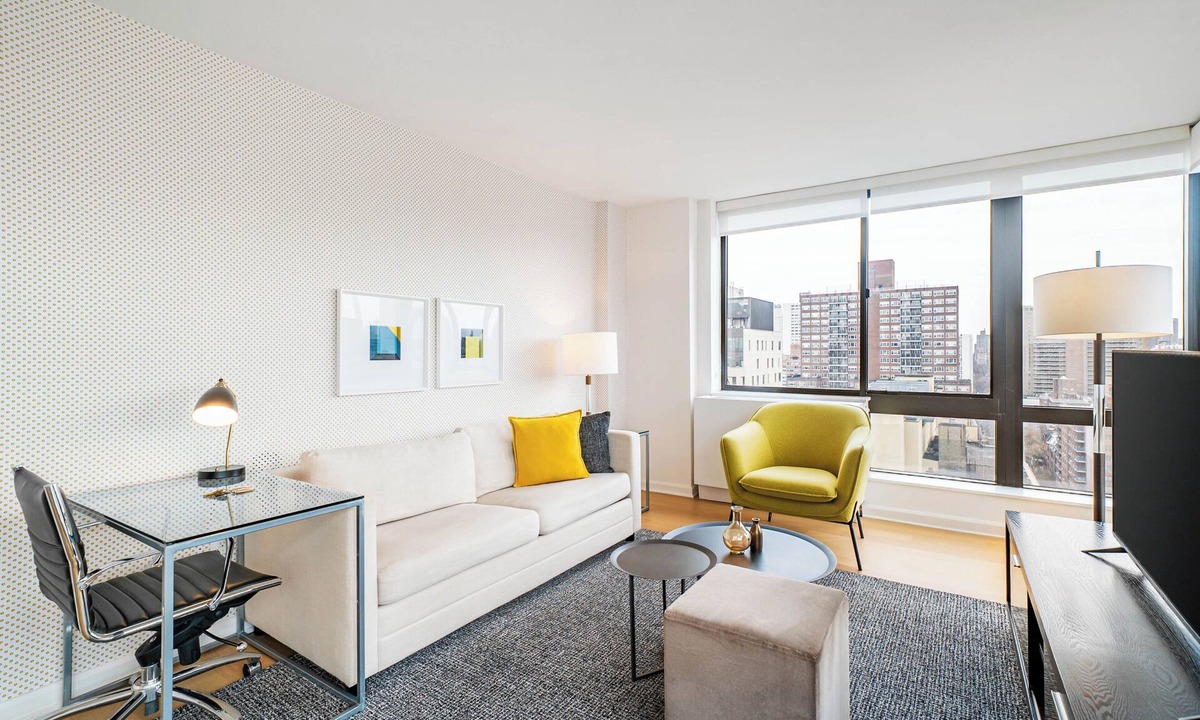 Upper West Side Apartment | Luxury Two Bedroom Near Central Park
