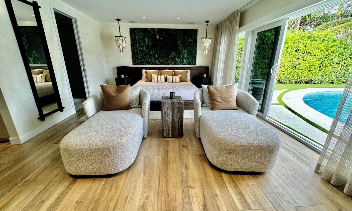 Keystone Point Villa | Luxury Waterfront Villa on Keystone Island