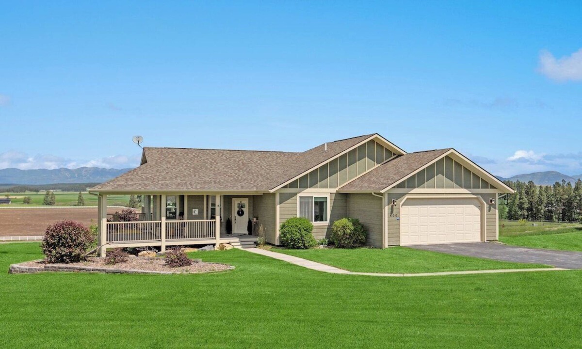 Kalispell House | Majestic Mountain Views!