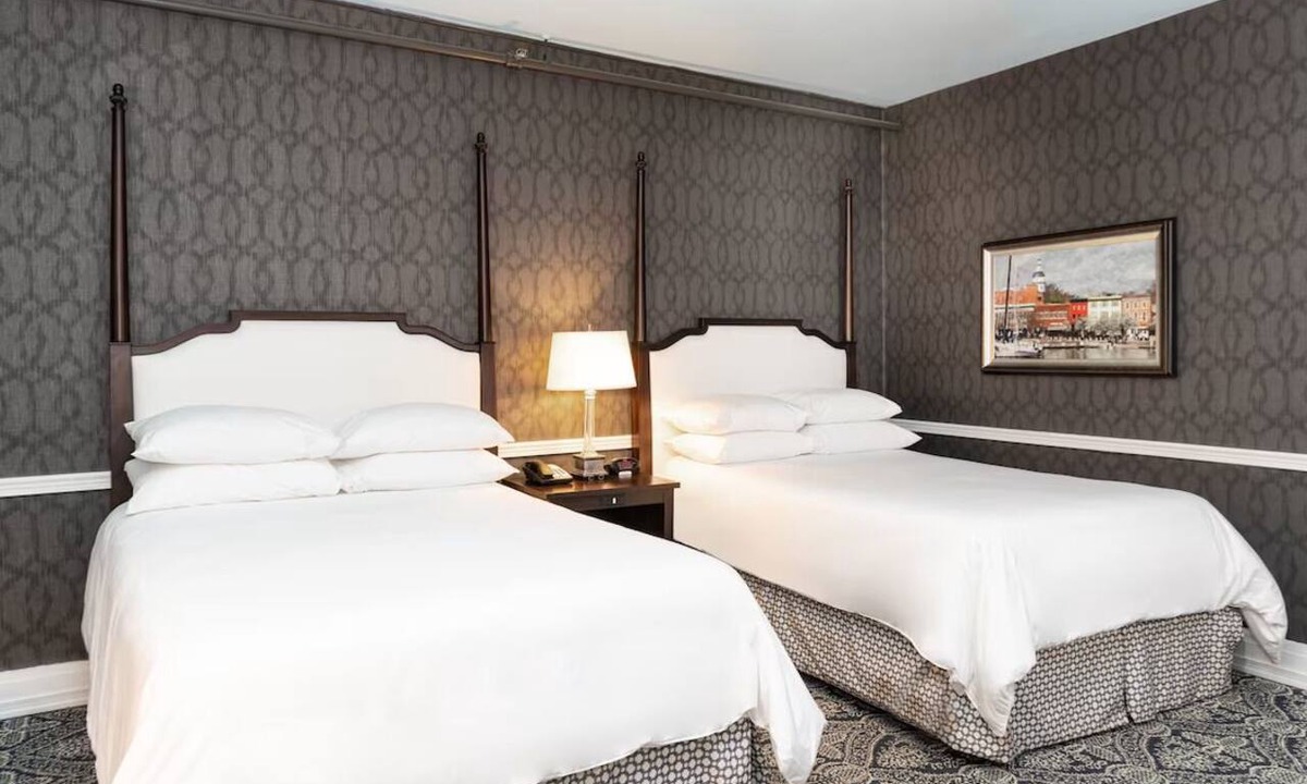 Historic District Hotel | Maryland Inn 2 Doubles | Pet-Friendly | 2 Units