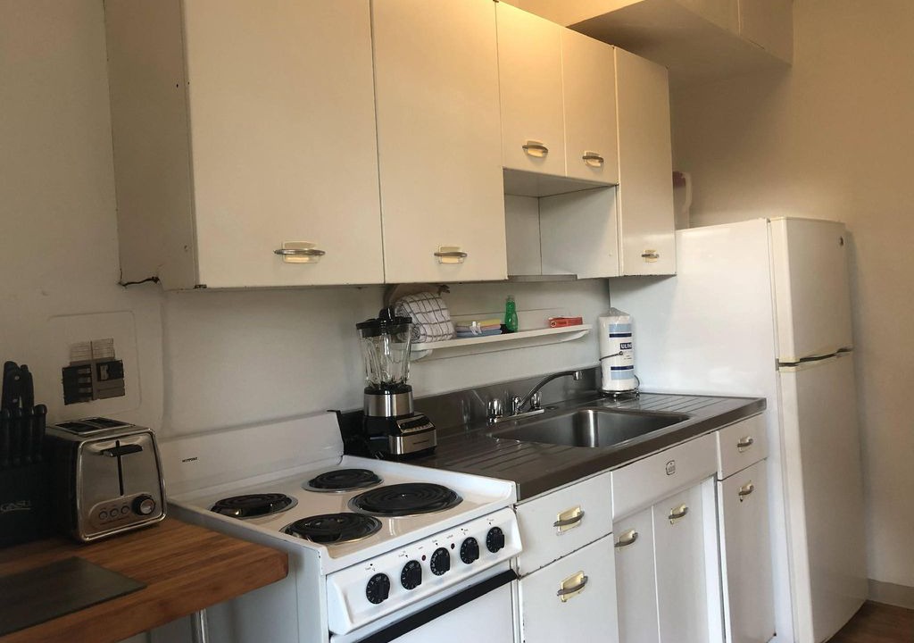 East Cambridge Apartment | Memorial Drive 30 Day Rentals Two Bedroom