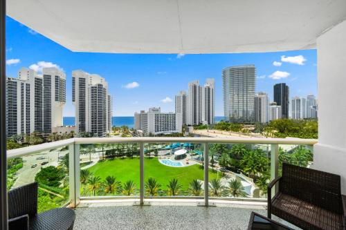 Sunny Isles Beach Apartment | MIAMI Collins Beach Apartments