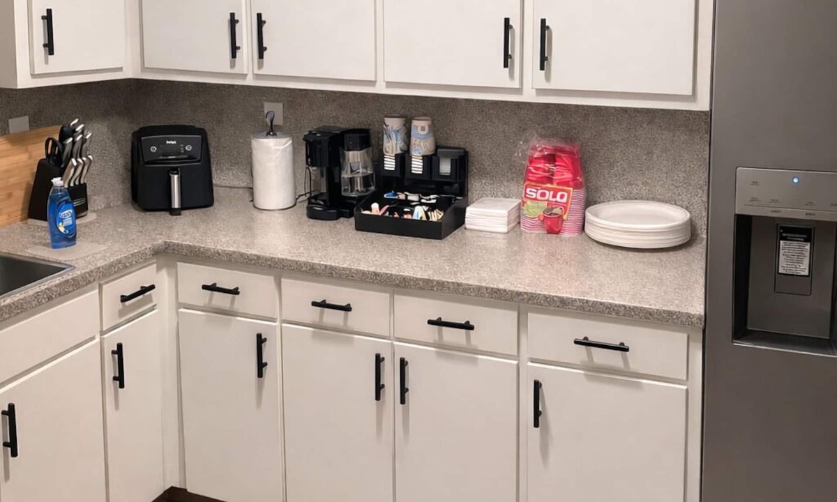 North Miami House | Miami Escape 2BR/2BA 2025 SUV Rental Available