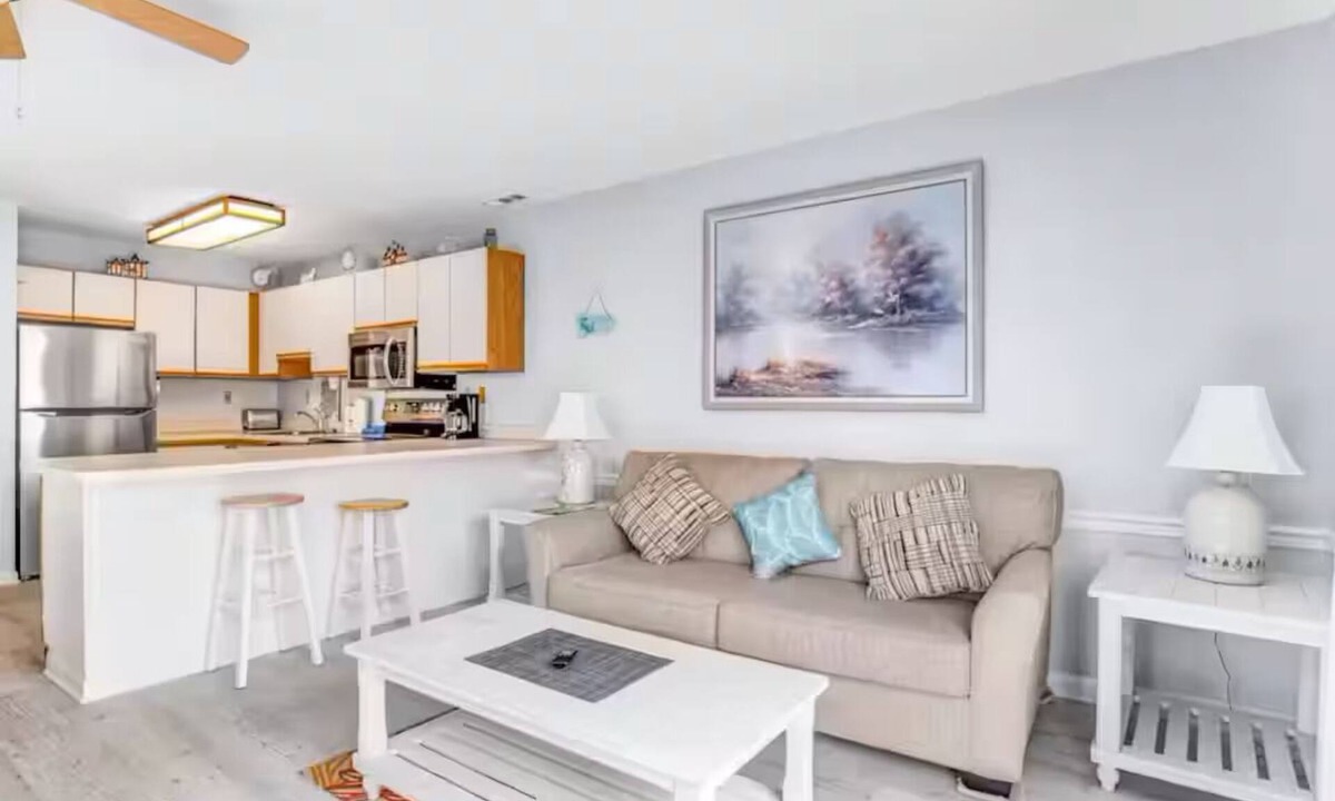 Little Salisbury Condo | Midtown 3 Bedroom OceanSide Condo