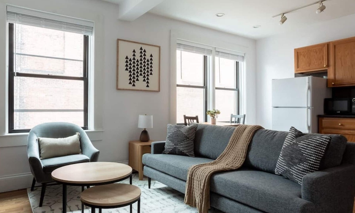 Downtown Boston Apartment | Modern 1BRs steps from Boston Common + South End