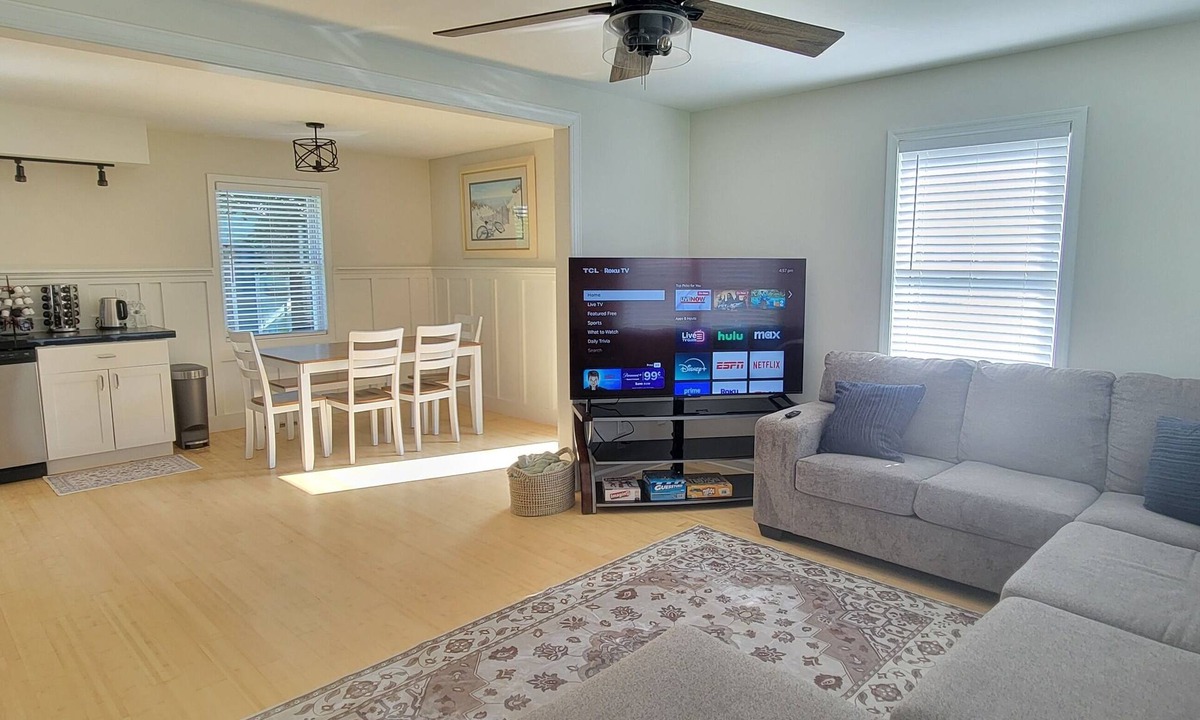 Milton House | Modern 3BR Home Near Lewes & Beaches