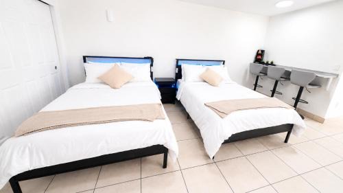 West Little River Apartment | Modern Cozy Miami Stay Near Airport