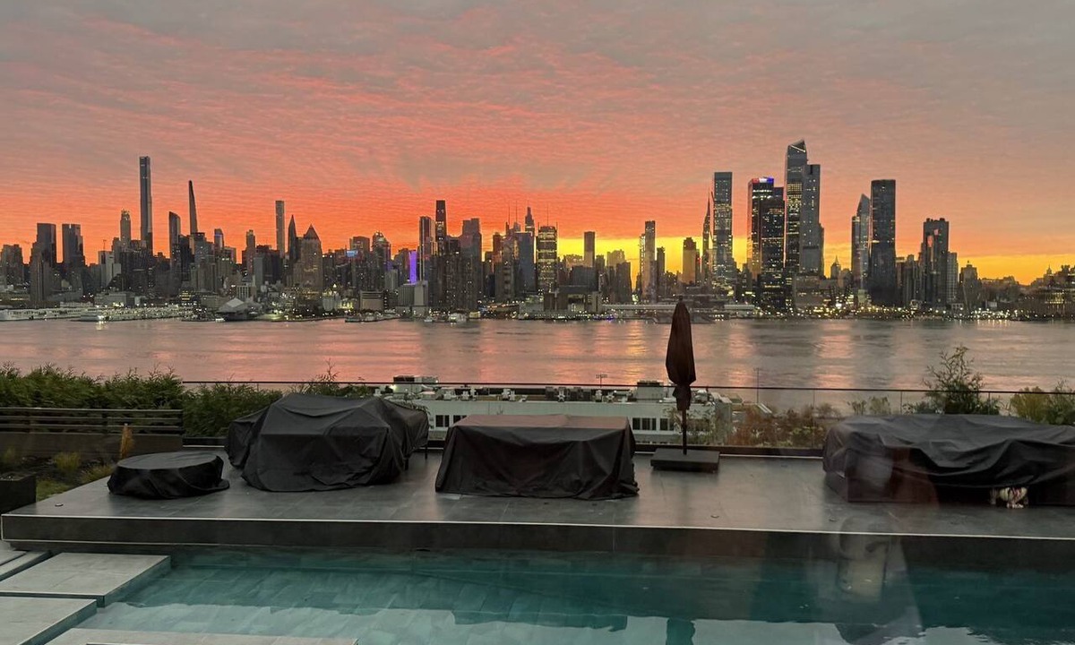Weehawken House | Modern Gold Coast Villa