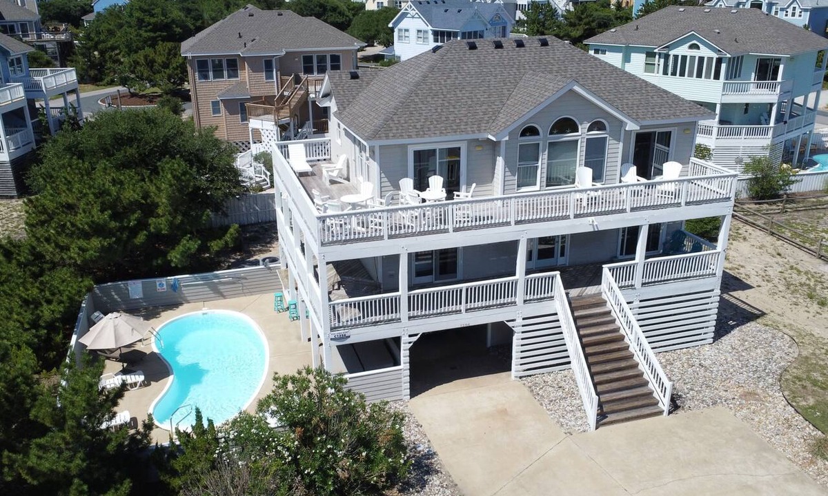 Ocean Hill House | Modern! Heated Saltwater Pool! Hot Tub! Great Location! C1256