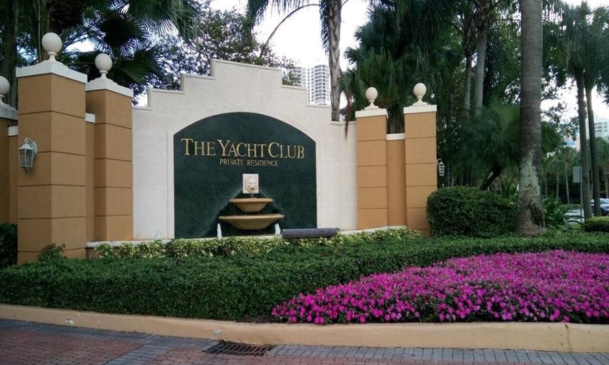Aventura Apartment | Modern Miami Yacht Club at Aventura Beach Pool Golf Mall No Risk Cancellation