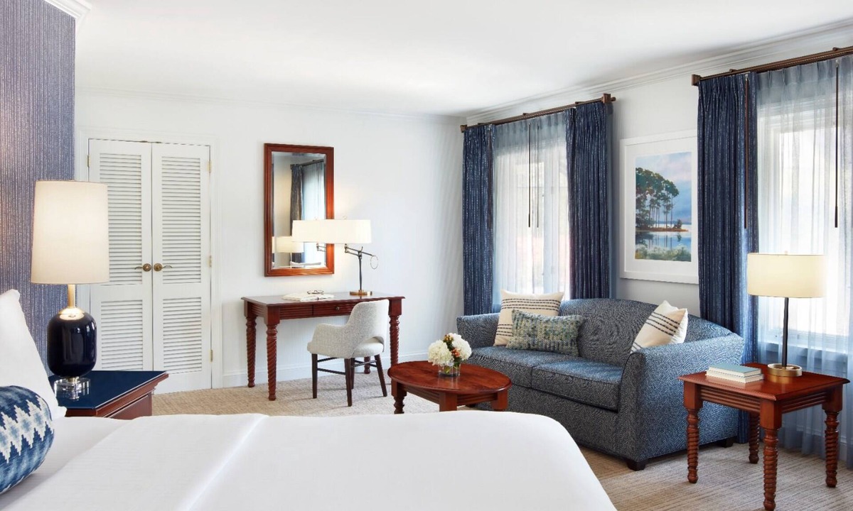 Irvington Hotel | Modern Room Great for Couples Looking for Quiet Comfort + Seasonal Pool Access