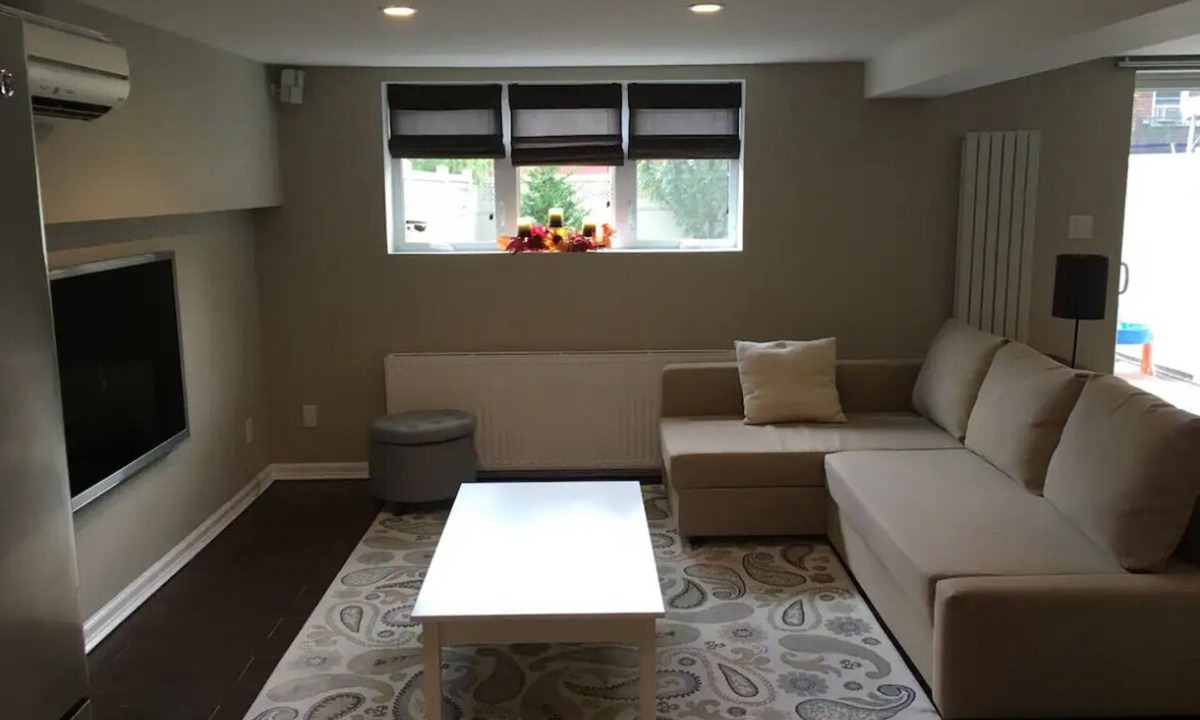 Queens Apartment | Modern Studio in Middle Village