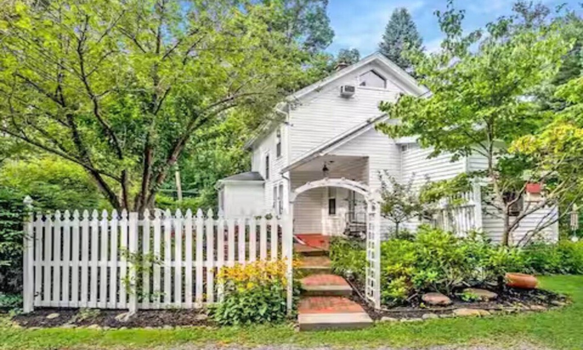 Shokan House | Modern-Style Farmhouse; 15min to Woodstock