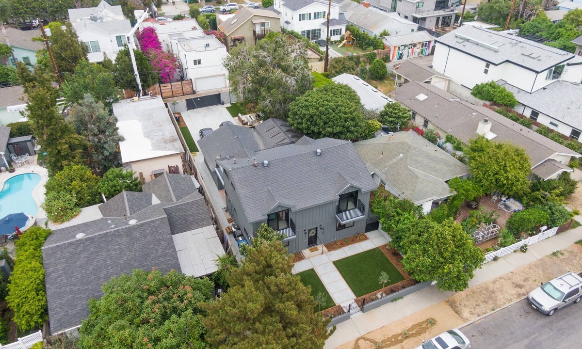 Venice House | Modern Venice Beach Estate 3 Min from Abbot Kinney