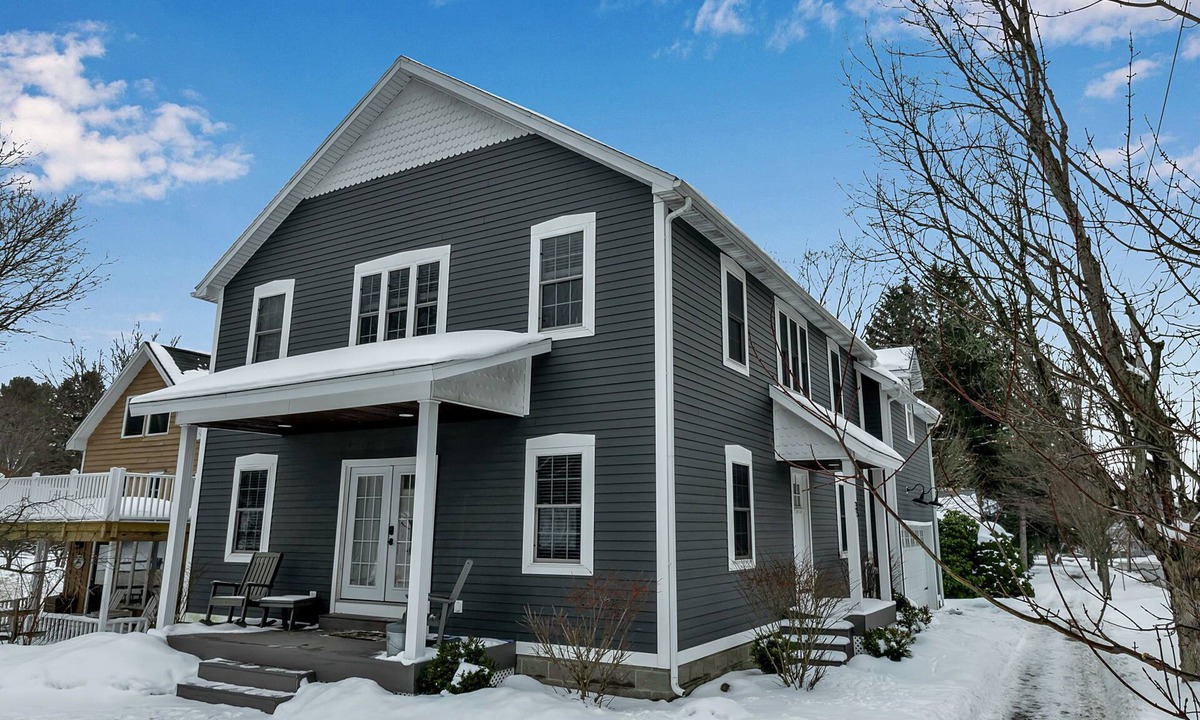 Ellicottville House | Monthly/Seasonal Spacious Chalet in EVL Village