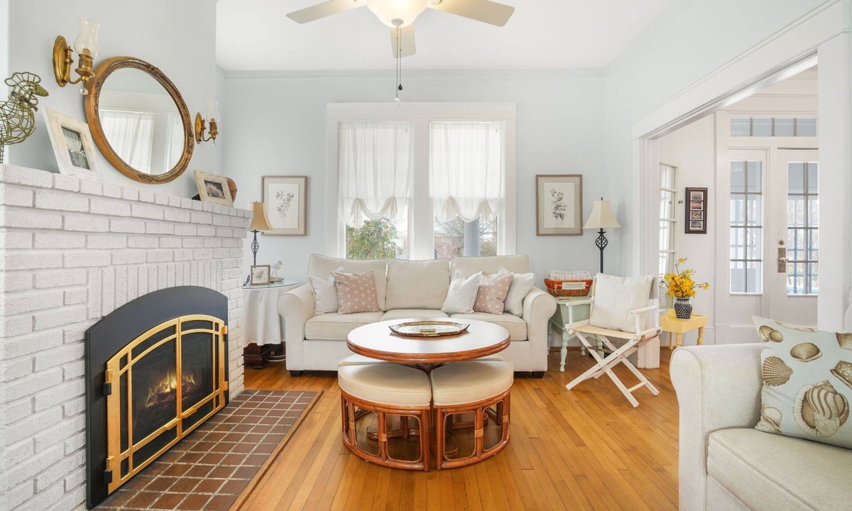 Cape Charles House | Moontide | Historic Cape Charles Home Walk to Beach & Park, Screened Gazebo + Pet Friendly