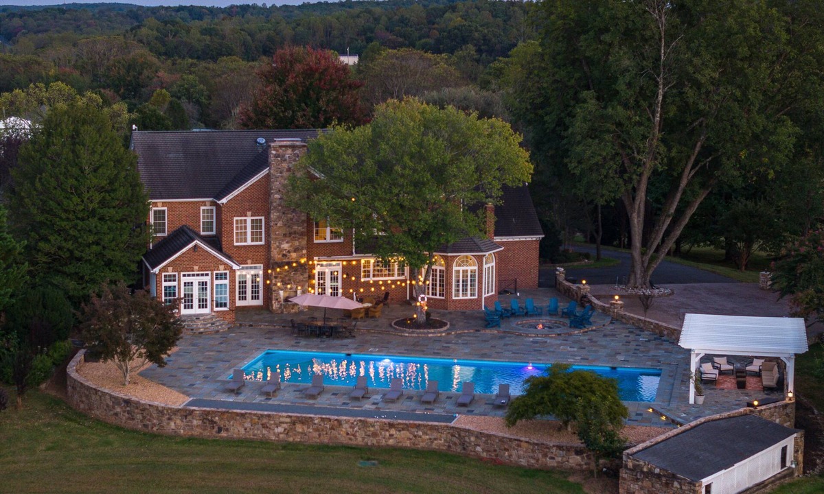 Haywood House | Mountain Estate on 200Acres Ranch, Stunning Views, Many Amenities, 20Min to SNP