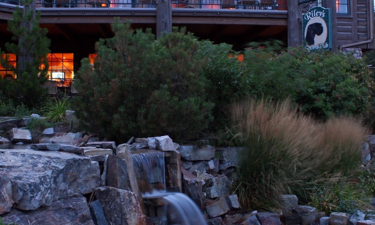 Woods Bay Cabin | Mountain Lake Lodge