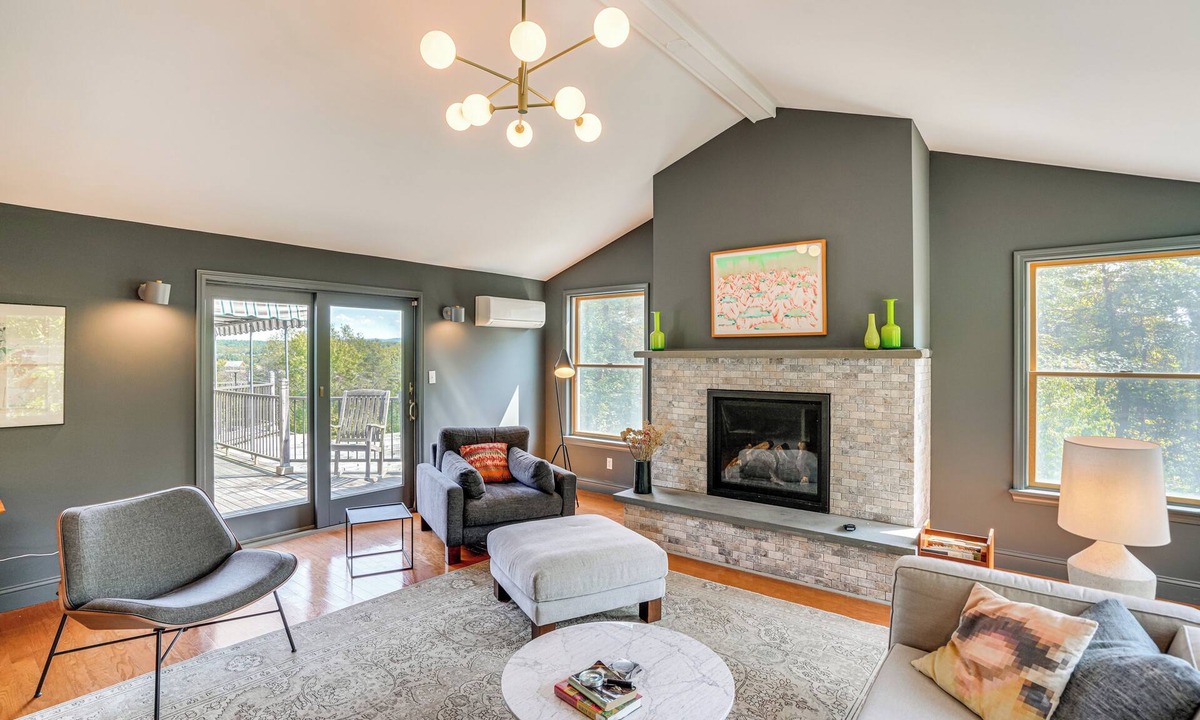 Hollowville Cottage | Mtn-view Retreat in Huson Valley: Great for Groups