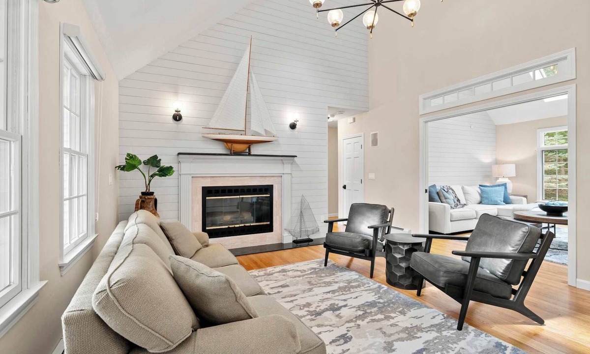 East Dennis House | Near Corporation Beach, Game Room!