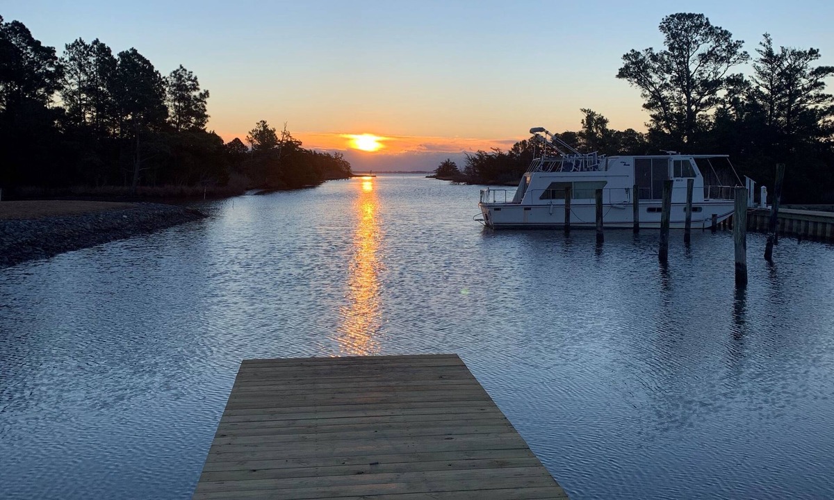 Snow Hill Boat Rental | Nestled off the Chincoteague Bay in a Cozy Inlet