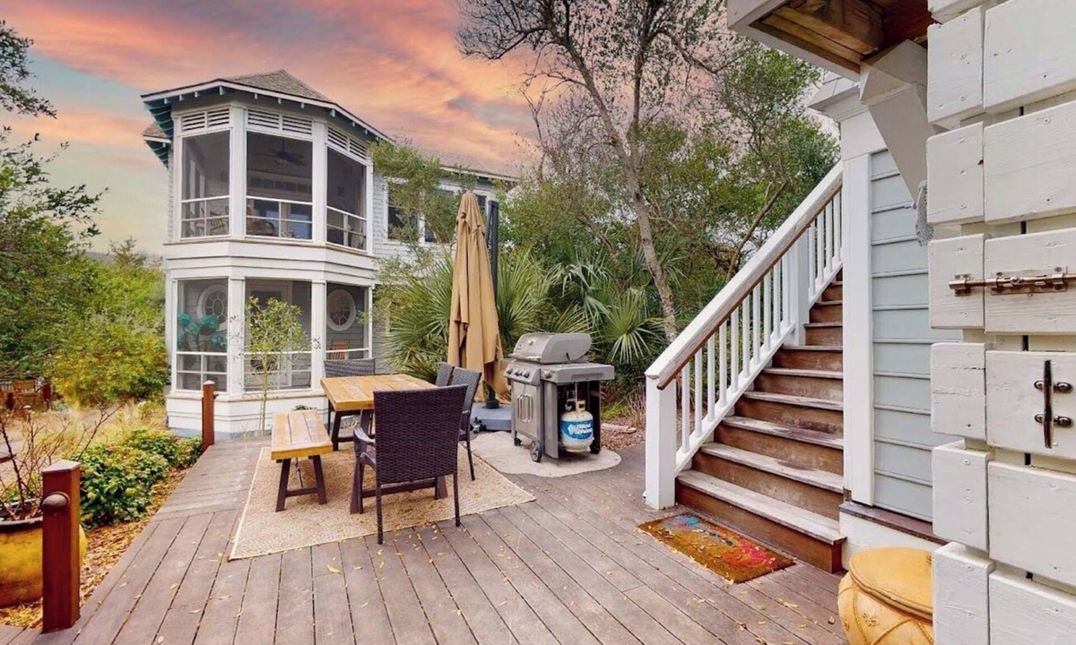 Cape Fear Station House | Nestled on a picket-fenced, private corner lot in prestigious Cape Fear Station