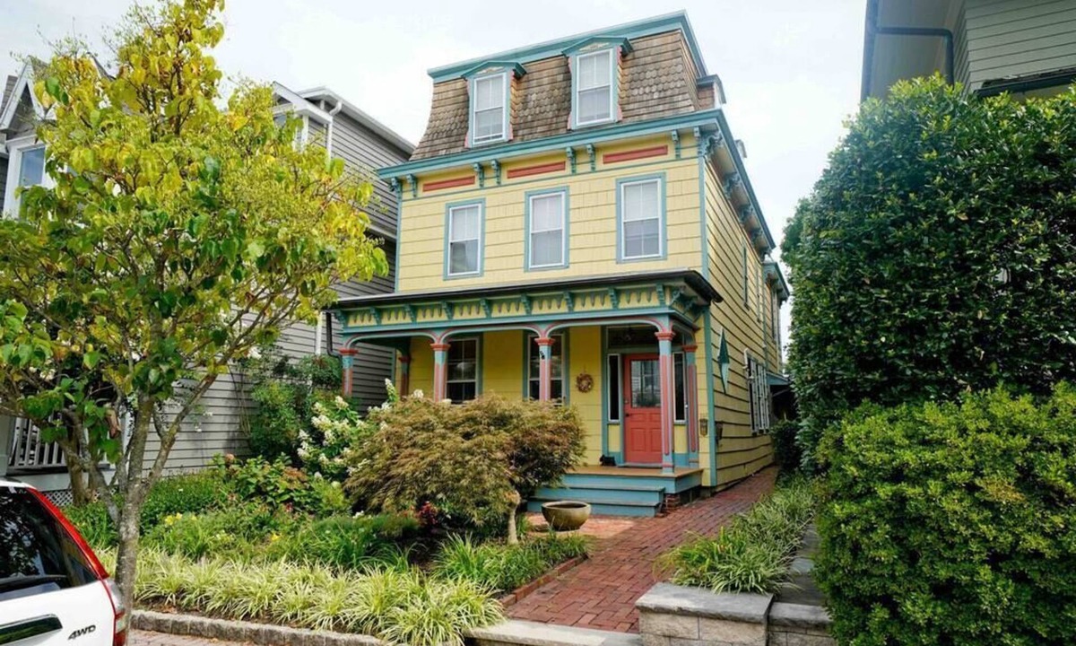 Historic District House | New 2026 Rental! Namaste At the Bay Downtown Lewes