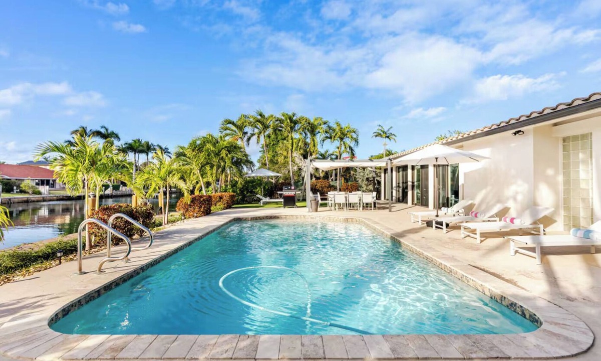 Hallandale Beach Villa | NEW 4BR Waterfront w/Private Pool @ Golden Isles