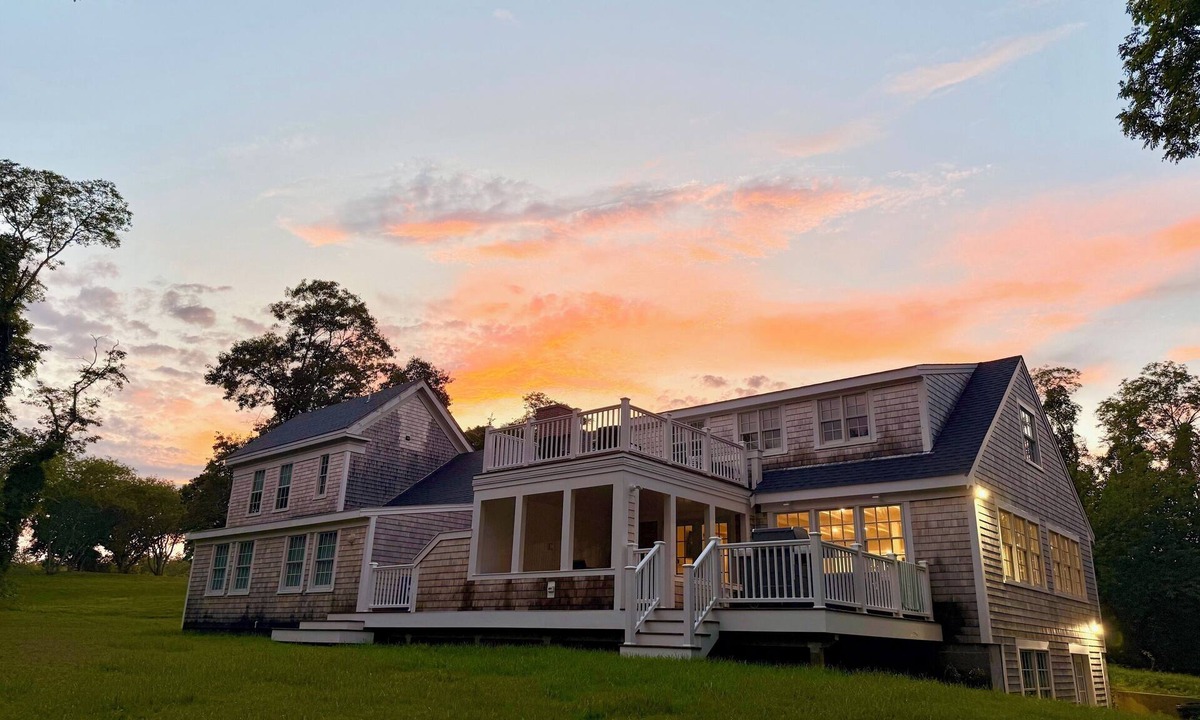 Wellfleet House | New Bunk Room Summer 2026! Luxury Meets History: Wellfleet’s Iconic 7BR Estate