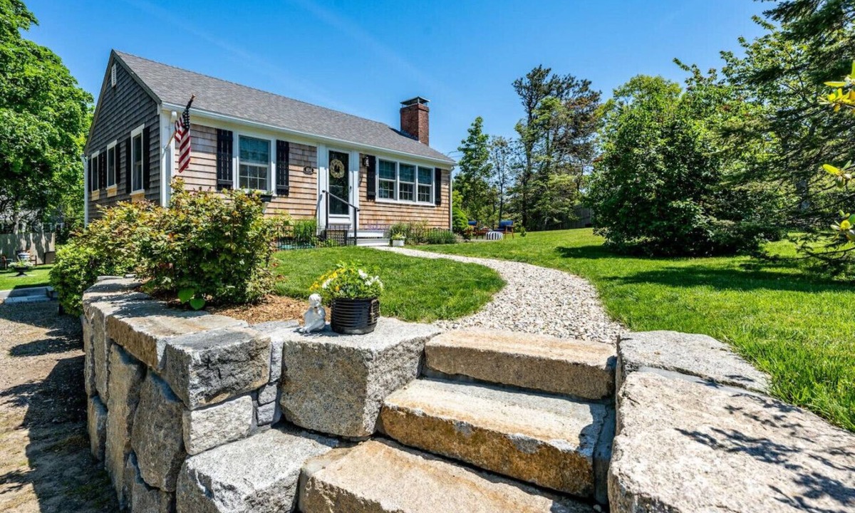 North Chatham House | New! Chatham Cottage- 1 Mile to Downtown & Beaches