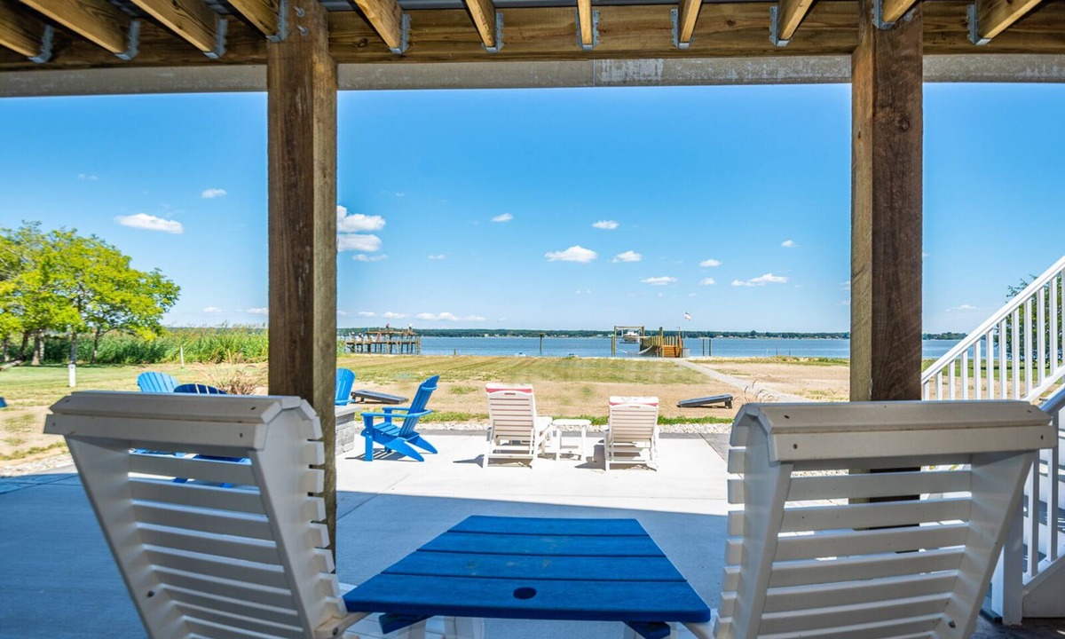 Sharps House | New Construction - 2022 - Luxury River House with beach