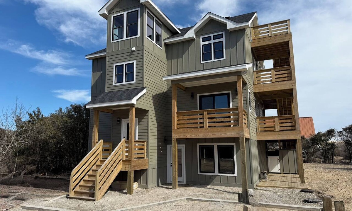 Carova Beach House | New Luxury Spacious 6-bedroom home in peaceful Corolla with Pool and Hot Tub