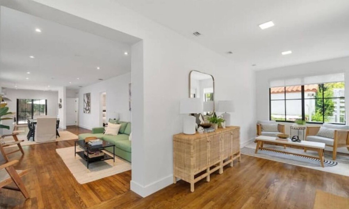 Coral Way House | NEW Modern Miami Home w/Bonus Casita Near Brickell, Calle Ocho & Beaches
