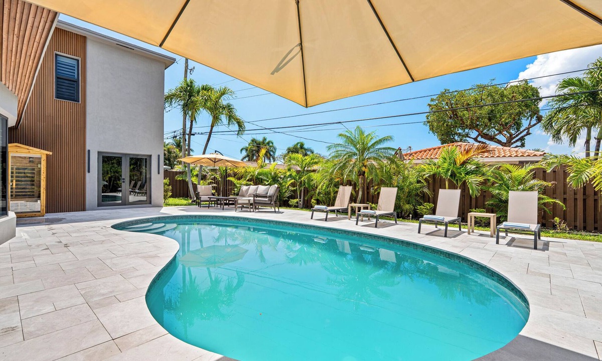 Imperial Point House | NEW Private Oasis with Pool + Sauna!