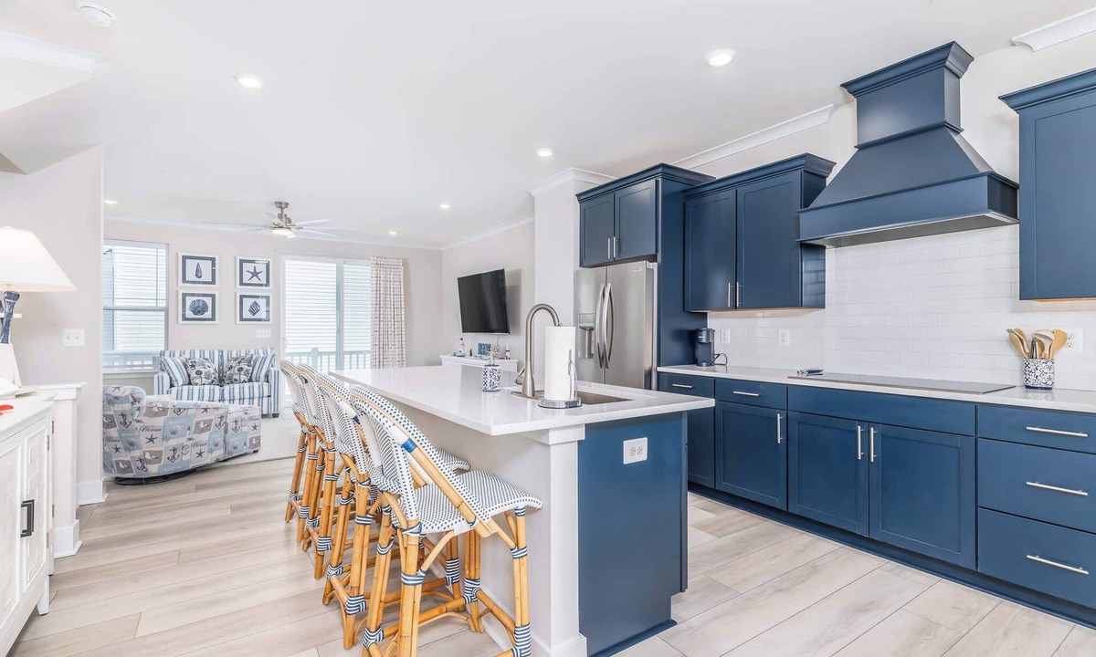 Caine Woods Condo | New Townhome Steps from the Beach