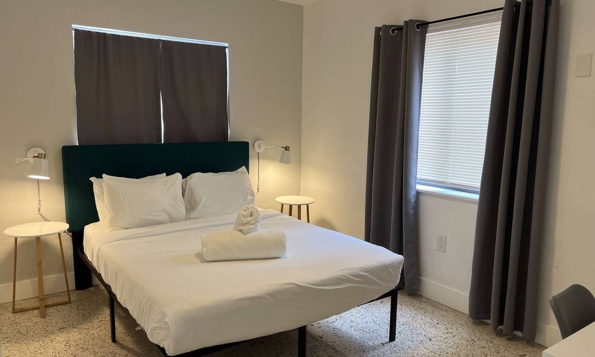 The Roads Condo | ✨ New Two Bedroom plus Free Parking
