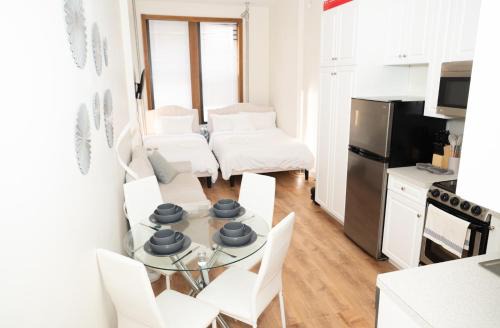 Ukrainian Village Apartment | New York7-East3 Village Best-Stylish & Fully Equipped