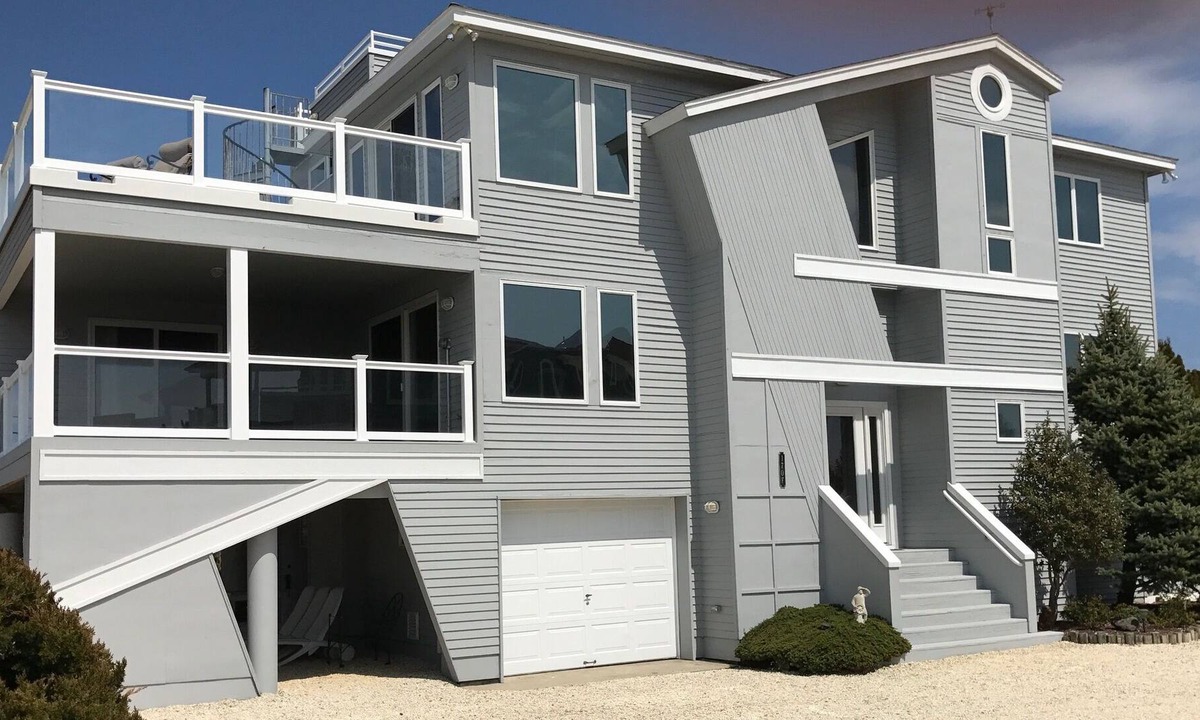 Loveladies House | Newly Renovated Bay Front! Great views, beautiful heated pool. Private dock